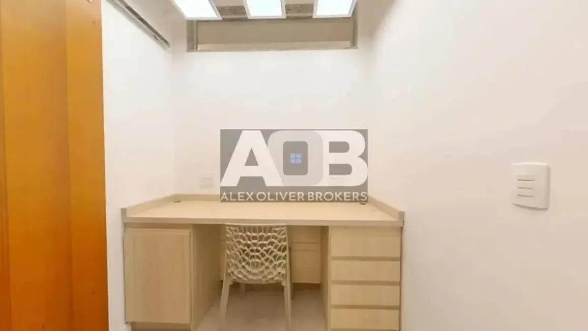 Apartamento com 2 quartos à venda, 67m2 em Leblon, Rio De Janeiro - RJ - imagem 9 Foto 9 de Apartamento com 2 quartos à venda, 67m2 em Leblon, Rio De Janeiro - RJ