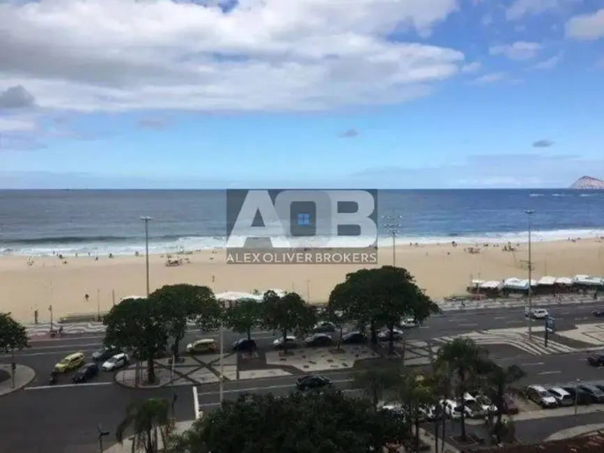 Apartamento com 4 quartos à venda, 174m2 em Copacabana, Rio De Janeiro - RJ - imagem 3 Foto 3 de Apartamento com 4 quartos à venda, 174m2 em Copacabana, Rio De Janeiro - RJ