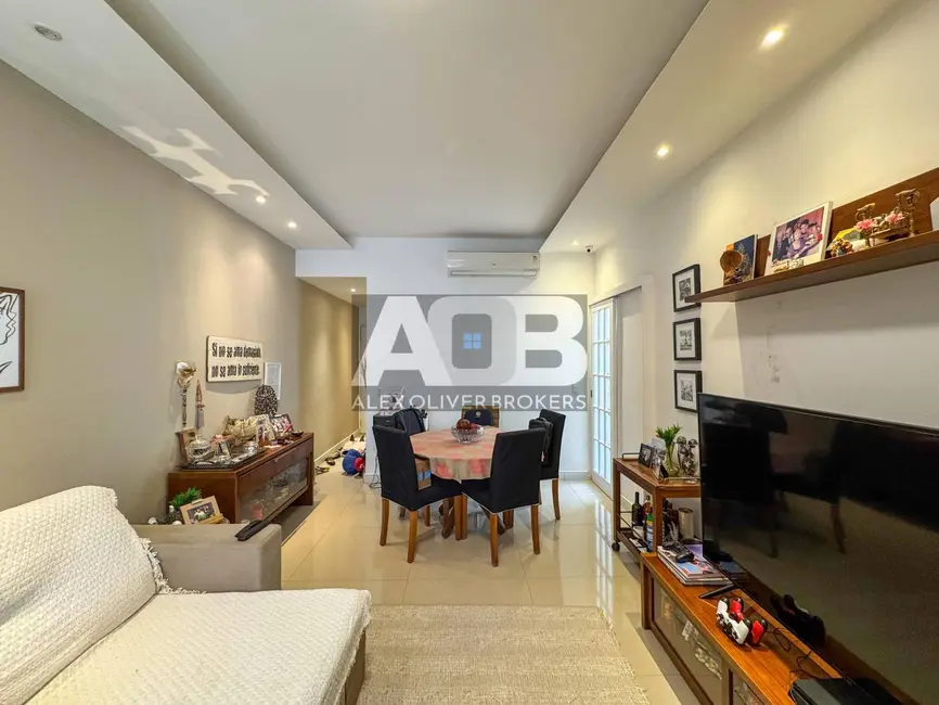 Apartamento com 3 quartos à venda, 95m2 em Jardim Botânico, Rio De Janeiro - RJ - imagem 2 Foto 2 de Apartamento com 3 quartos à venda, 95m2 em Jardim Botânico, Rio De Janeiro - RJ