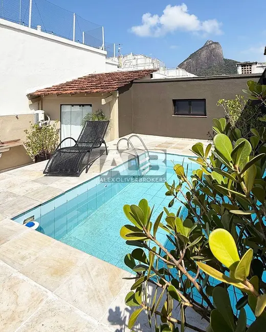 Cobertura com 4 quartos à venda, 224m2 em Leblon, Rio De Janeiro - RJ - imagem 1 Foto 1 de Cobertura com 4 quartos à venda, 224m2 em Leblon, Rio De Janeiro - RJ