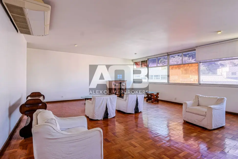 Foto 3 de Apartamento com 4 quartos à venda, 244m2 em Copacabana, Rio De Janeiro - RJ
