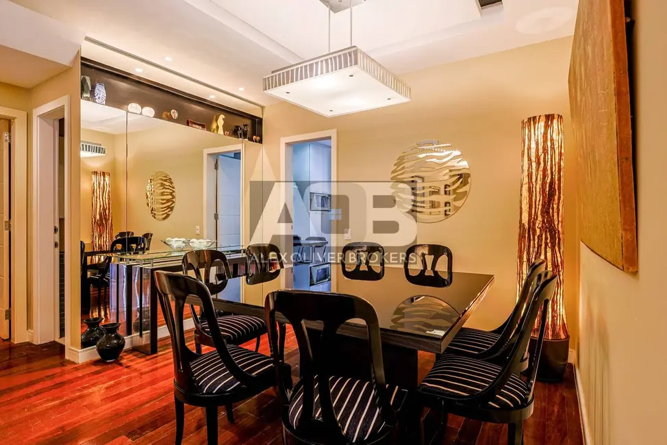 Apartamento com 3 quartos à venda, 150m2 em Lagoa, Rio De Janeiro - RJ - imagem 6 Foto 6 de Apartamento com 3 quartos à venda, 150m2 em Lagoa, Rio De Janeiro - RJ
