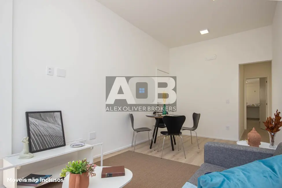 Apartamento com 2 quartos à venda, 106m2 em Copacabana, Rio De Janeiro - RJ - imagem 4 Foto 4 de Apartamento com 2 quartos à venda, 106m2 em Copacabana, Rio De Janeiro - RJ