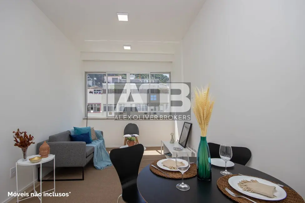 Apartamento com 2 quartos à venda, 106m2 em Copacabana, Rio De Janeiro - RJ - imagem 7 Foto 7 de Apartamento com 2 quartos à venda, 106m2 em Copacabana, Rio De Janeiro - RJ