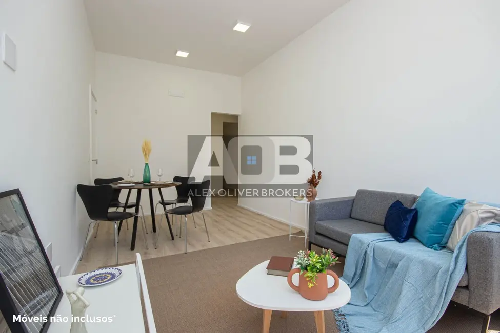 Apartamento com 2 quartos à venda, 106m2 em Copacabana, Rio De Janeiro - RJ - imagem 5 Foto 5 de Apartamento com 2 quartos à venda, 106m2 em Copacabana, Rio De Janeiro - RJ