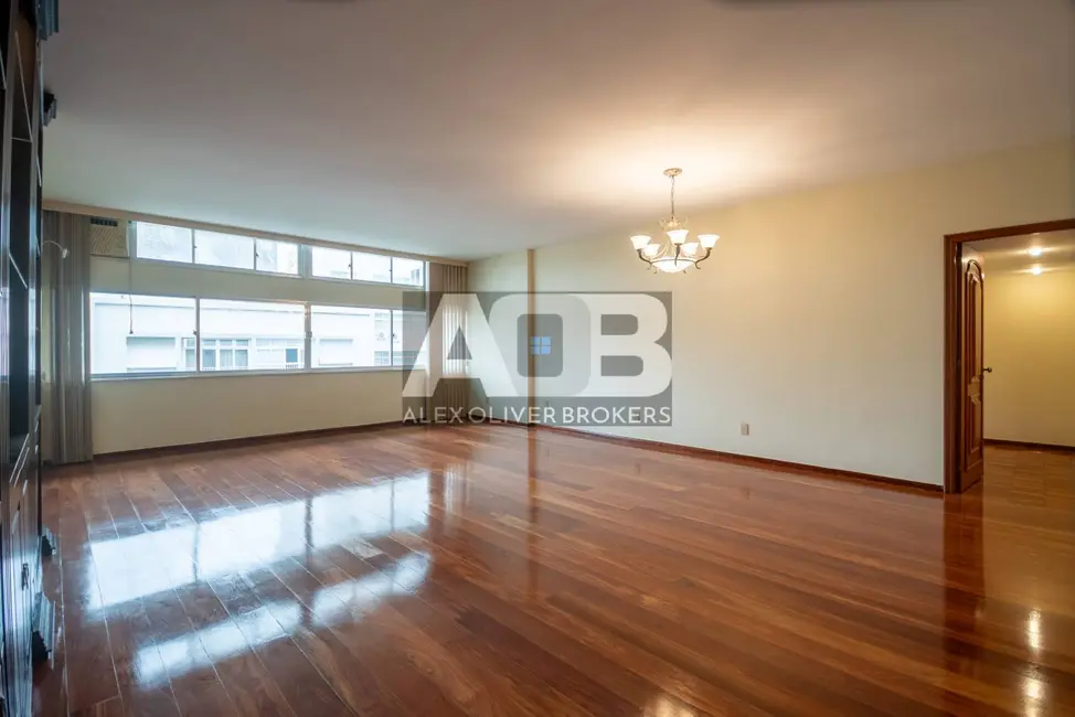 Foto 2 de Apartamento com 3 quartos à venda, 143m2 em Copacabana, Rio De Janeiro - RJ