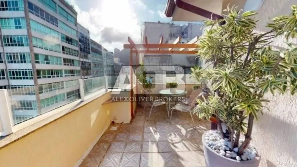 Foto 6 de Cobertura com 3 quartos à venda, 165m2 em Copacabana, Rio De Janeiro - RJ