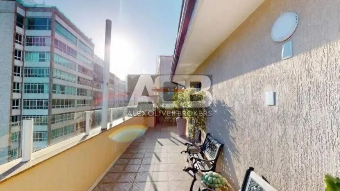 Foto 3 de Cobertura com 3 quartos à venda, 165m2 em Copacabana, Rio De Janeiro - RJ