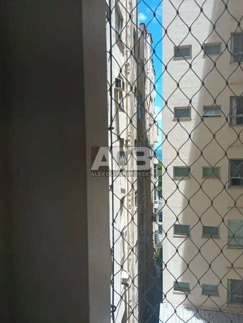 Foto 8 de Apartamento com 2 quartos para alugar, 85m2 em Copacabana, Rio De Janeiro - RJ