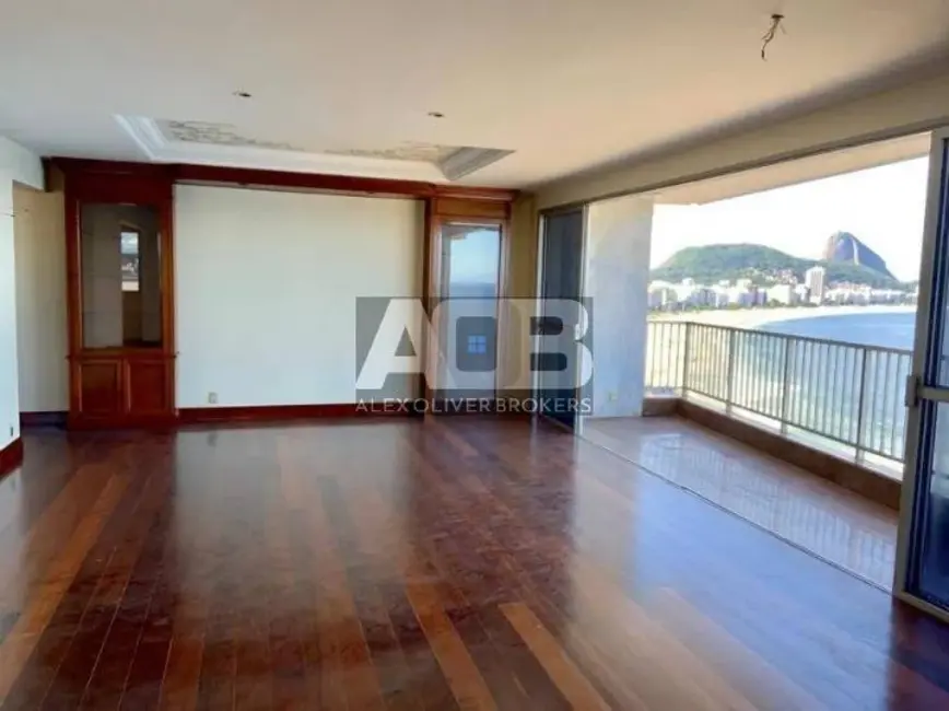 Foto 2 de Cobertura com 4 quartos à venda, 328m2 em Copacabana, Rio De Janeiro - RJ