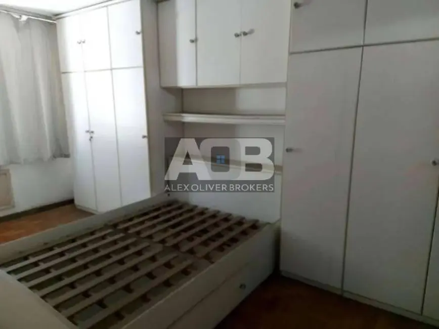 Apartamento com 4 quartos à venda, 337m2 em Copacabana, Rio De Janeiro - RJ - imagem 9 Foto 9 de Apartamento com 4 quartos à venda, 337m2 em Copacabana, Rio De Janeiro - RJ