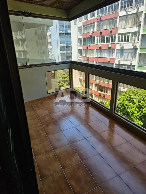 Foto 3 de Apartamento com 3 quartos à venda, 104m2 em Copacabana, Rio De Janeiro - RJ