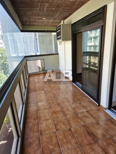 Foto 2 de Apartamento com 3 quartos à venda, 104m2 em Copacabana, Rio De Janeiro - RJ