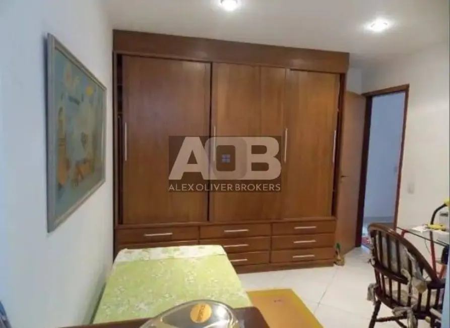 Apartamento com 3 quartos à venda e para alugar, 92m2 em Copacabana, Rio De Janeiro - RJ - imagem 8 Foto 8 de Apartamento com 3 quartos à venda e para alugar, 92m2 em Copacabana, Rio De Janeiro - RJ