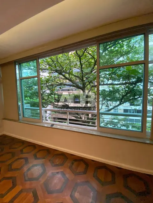 Foto 8 de Apartamento com 4 quartos à venda, 219m2 em Leblon, Rio De Janeiro - RJ
