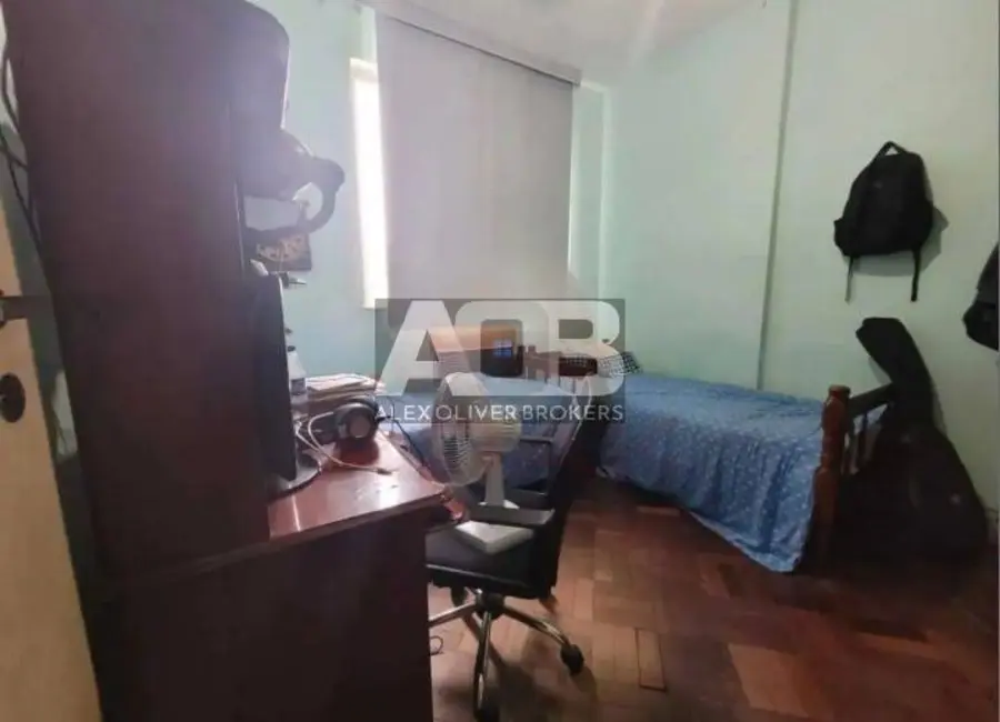 Apartamento com 3 quartos à venda, 110m2 em Copacabana, Rio De Janeiro - RJ - imagem 7 Foto 7 de Apartamento com 3 quartos à venda, 110m2 em Copacabana, Rio De Janeiro - RJ