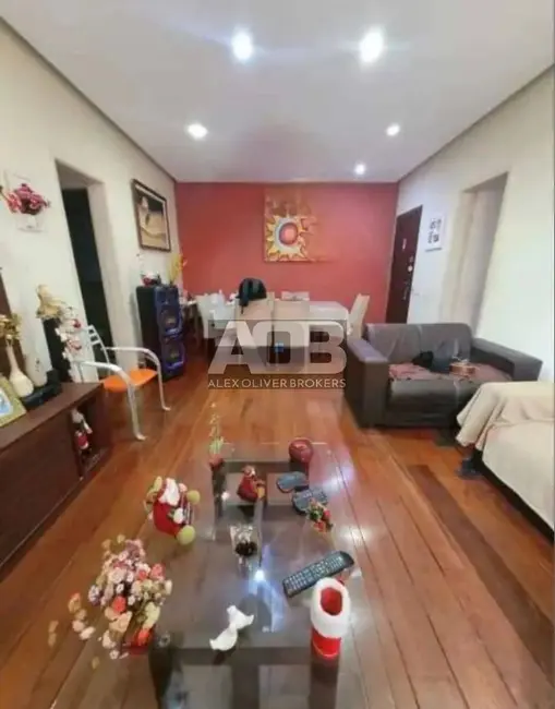 Apartamento com 3 quartos à venda, 110m2 em Copacabana, Rio De Janeiro - RJ - imagem 3 Foto 3 de Apartamento com 3 quartos à venda, 110m2 em Copacabana, Rio De Janeiro - RJ