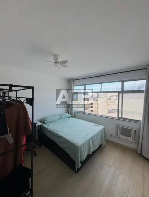 Apartamento com 1 quarto à venda, 35m2 em Copacabana, Rio De Janeiro - RJ - imagem 3 Foto 3 de Apartamento com 1 quarto à venda, 35m2 em Copacabana, Rio De Janeiro - RJ