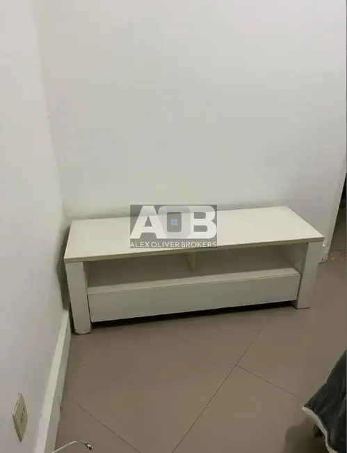 Foto 2 de Apartamento com 3 quartos para alugar, 88m2 em Leme, Rio De Janeiro - RJ
