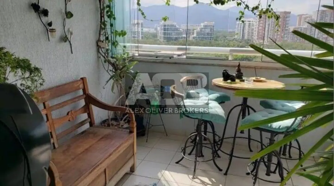Apartamento com 3 quartos à venda, 114m2 em Rio De Janeiro - RJ - imagem 4 Foto 4 de Apartamento com 3 quartos à venda, 114m2 em Rio De Janeiro - RJ