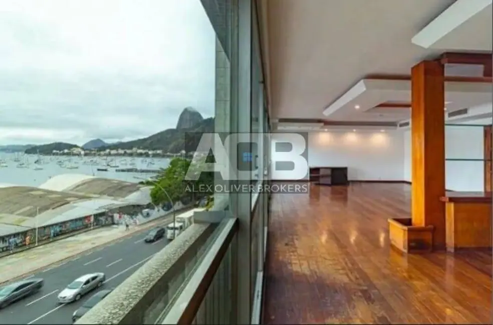 Apartamento com 4 quartos à venda, 270m2 em Botafogo, Rio De Janeiro - RJ - imagem 4 Foto 4 de Apartamento com 4 quartos à venda, 270m2 em Botafogo, Rio De Janeiro - RJ