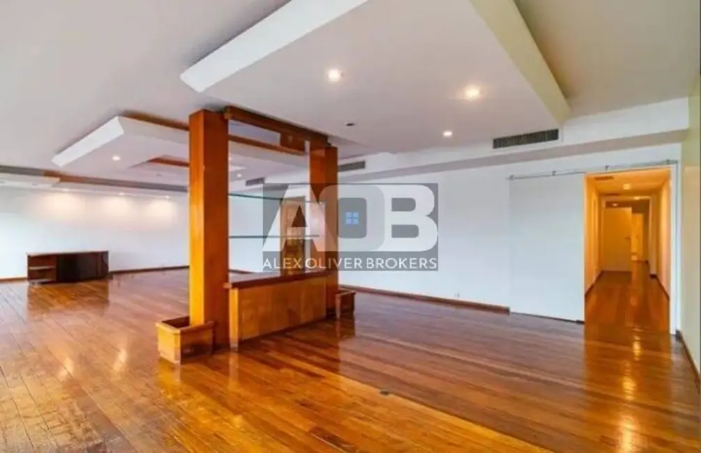 Apartamento com 4 quartos à venda, 270m2 em Botafogo, Rio De Janeiro - RJ - imagem 8 Foto 8 de Apartamento com 4 quartos à venda, 270m2 em Botafogo, Rio De Janeiro - RJ