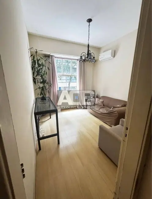 Foto 3 de Apartamento com 3 quartos à venda, 95m2 em Copacabana, Rio De Janeiro - RJ
