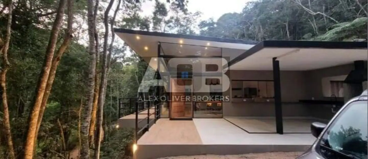 Casa com 3 quartos à venda, 150m2 em Rio De Janeiro - RJ - imagem 1 Foto 1 de Casa com 3 quartos à venda, 150m2 em Rio De Janeiro - RJ