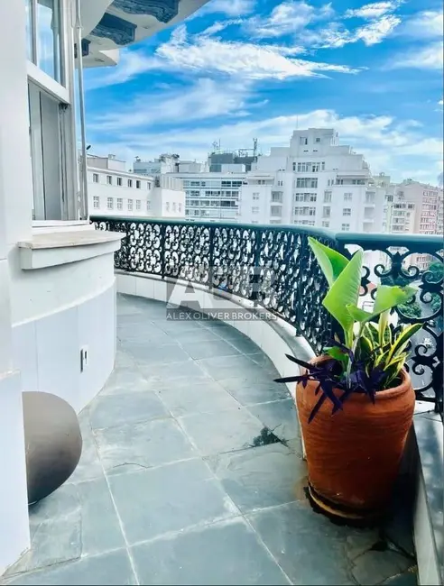 Foto 4 de Apartamento com 4 quartos à venda, 265m2 em Copacabana, Rio De Janeiro - RJ