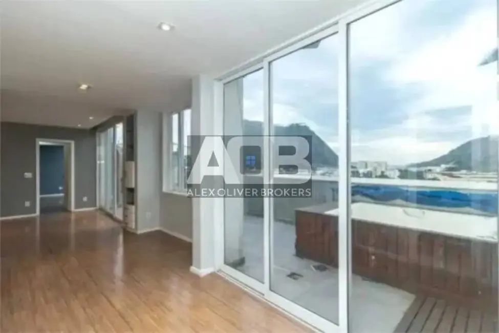 Cobertura com 2 quartos à venda, 150m2 em Botafogo, Rio De Janeiro - RJ - imagem 8 Foto 8 de Cobertura com 2 quartos à venda, 150m2 em Botafogo, Rio De Janeiro - RJ