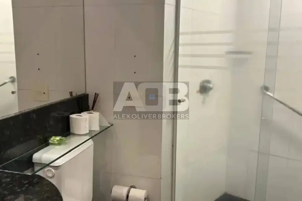 Loft / Flat com 1 quarto à venda, 50m2 em Barra da Tijuca, Rio De Janeiro - RJ - imagem 9 Foto 9 de Loft / Flat com 1 quarto à venda, 50m2 em Barra da Tijuca, Rio De Janeiro - RJ