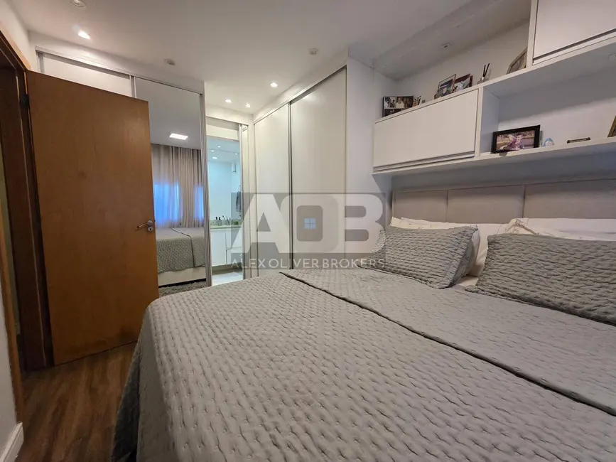 Foto 2 de Cobertura com 3 quartos à venda, 143m2 em Rio De Janeiro - RJ