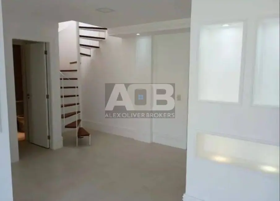 Cobertura com 3 quartos à venda, 165m2 em Barra da Tijuca, Rio De Janeiro - RJ - imagem 8 Foto 8 de Cobertura com 3 quartos à venda, 165m2 em Barra da Tijuca, Rio De Janeiro - RJ