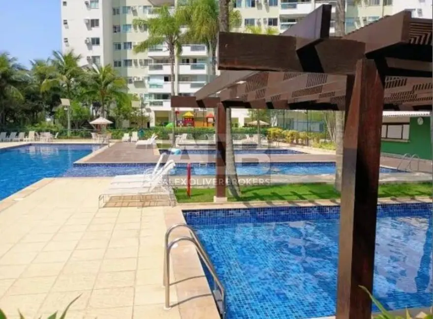 Cobertura com 3 quartos à venda, 165m2 em Barra da Tijuca, Rio De Janeiro - RJ - imagem 2 Foto 2 de Cobertura com 3 quartos à venda, 165m2 em Barra da Tijuca, Rio De Janeiro - RJ
