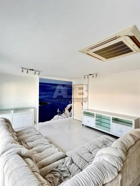 Cobertura com 4 quartos à venda, 376m2 em Recreio dos Bandeirantes, Rio De Janeiro - RJ - imagem 9 Foto 9 de Cobertura com 4 quartos à venda, 376m2 em Recreio dos Bandeirantes, Rio De Janeiro - RJ
