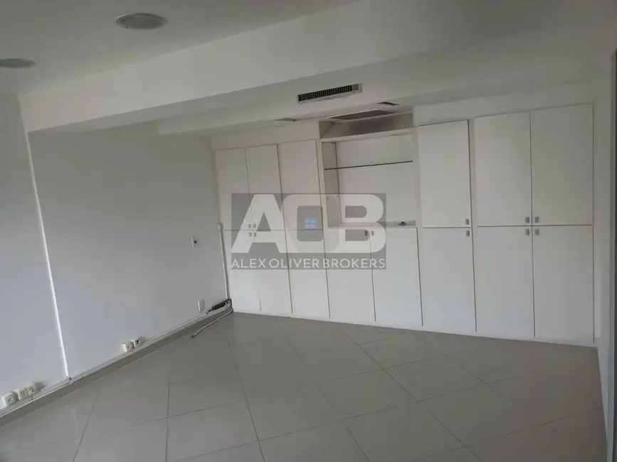 Sala Comercial para alugar, 190m2 em Centro, Rio De Janeiro - RJ - imagem 9 Foto 9 de Sala Comercial para alugar, 190m2 em Centro, Rio De Janeiro - RJ