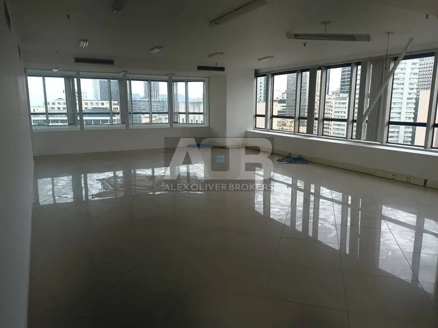 Sala Comercial para alugar, 190m2 em Centro, Rio De Janeiro - RJ - imagem 5 Foto 5 de Sala Comercial para alugar, 190m2 em Centro, Rio De Janeiro - RJ