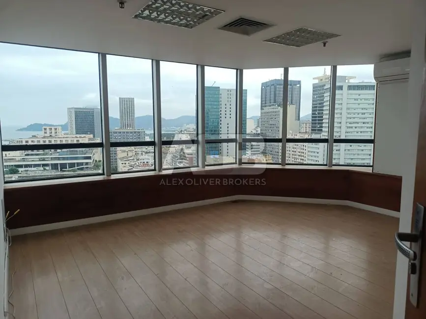 Foto 1 de Sala Comercial para alugar, 190m2 em Centro, Rio De Janeiro - RJ