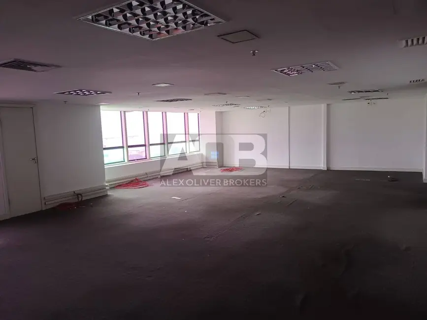Foto 5 de Sala Comercial para alugar, 300m2 em Centro, Rio De Janeiro - RJ