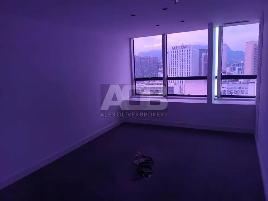Foto 8 de Sala Comercial para alugar, 300m2 em Centro, Rio De Janeiro - RJ
