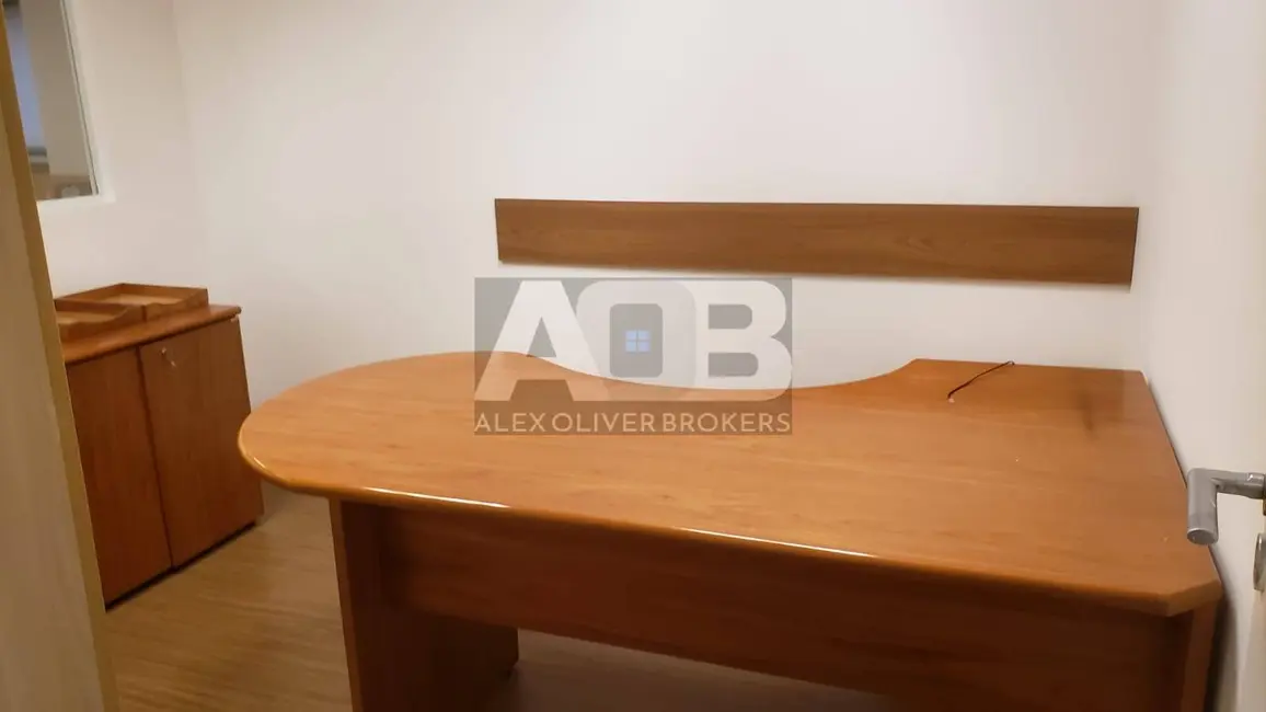 Sala Comercial para alugar, 300m2 em Centro, Rio De Janeiro - RJ - imagem 9 Foto 9 de Sala Comercial para alugar, 300m2 em Centro, Rio De Janeiro - RJ