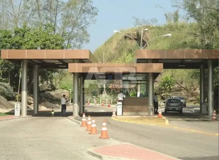 Casa com 4 quartos à venda, 400m2 em Vargem Grande, Rio De Janeiro - RJ - imagem 1 Foto 1 de Casa com 4 quartos à venda, 400m2 em Vargem Grande, Rio De Janeiro - RJ
