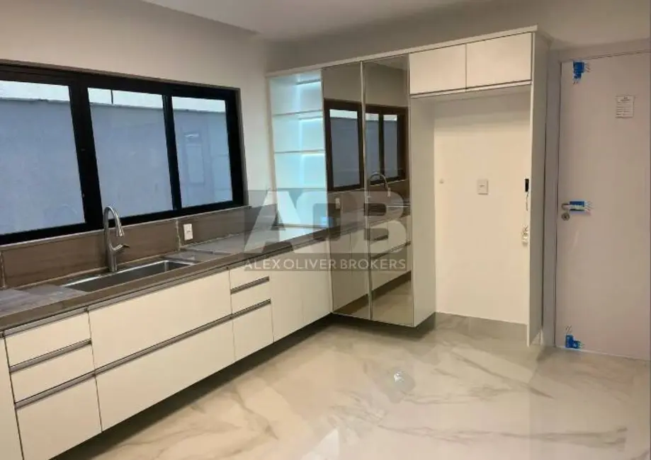 Foto 4 de Casa com 3 quartos à venda e para alugar, 350m2 em Recreio dos Bandeirantes, Rio De Janeiro - RJ