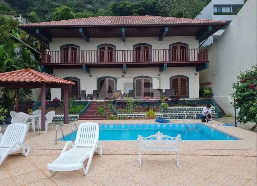 Casa com 4 quartos à venda, 493m2 em Barra da Tijuca, Rio De Janeiro - RJ - imagem 6 Foto 6 de Casa com 4 quartos à venda, 493m2 em Barra da Tijuca, Rio De Janeiro - RJ