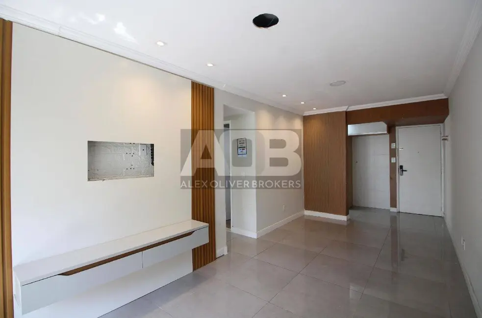 Foto 4 de Apartamento com 3 quartos à venda, 83m2 em Rio De Janeiro - RJ