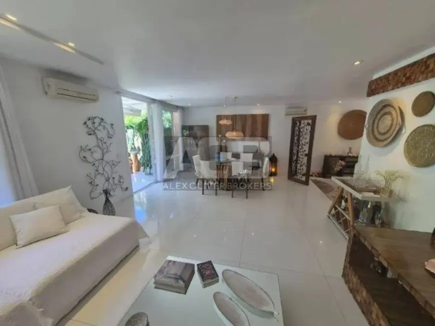 Foto 5 de Casa com 4 quartos à venda, 312m2 em Recreio dos Bandeirantes, Rio De Janeiro - RJ