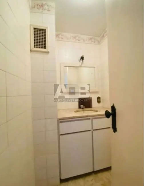 Apartamento com 4 quartos à venda, 188m2 em Ipanema, Rio De Janeiro - RJ - imagem 4 Foto 4 de Apartamento com 4 quartos à venda, 188m2 em Ipanema, Rio De Janeiro - RJ