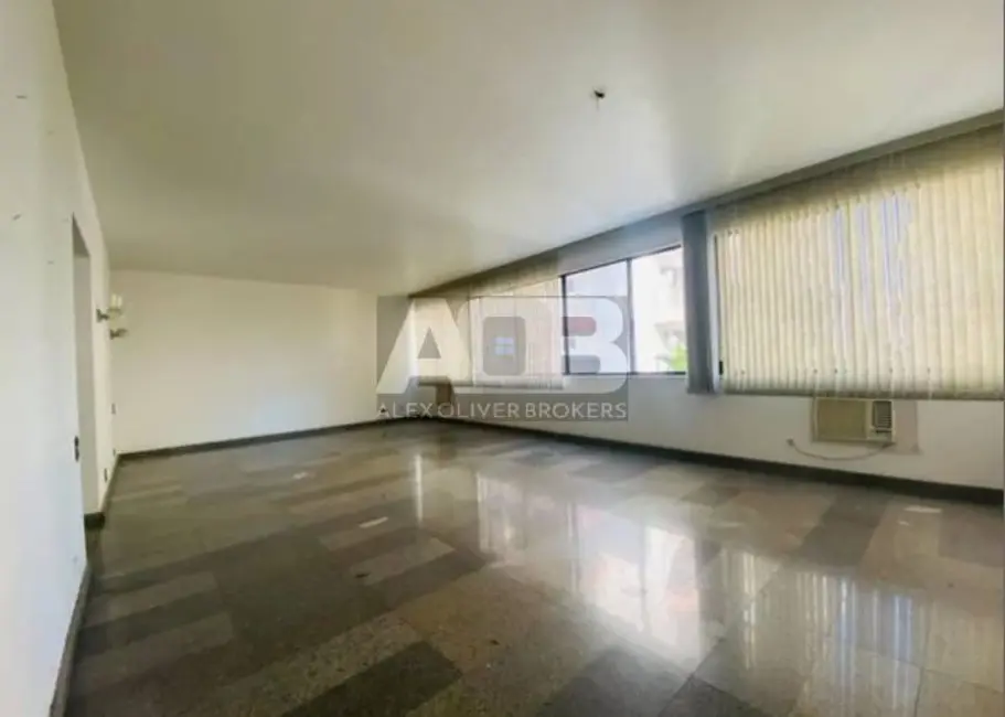 Apartamento com 4 quartos à venda, 188m2 em Ipanema, Rio De Janeiro - RJ - imagem 1 Foto 1 de Apartamento com 4 quartos à venda, 188m2 em Ipanema, Rio De Janeiro - RJ