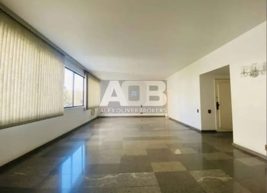 Apartamento com 4 quartos à venda, 188m2 em Ipanema, Rio De Janeiro - RJ - imagem 2 Foto 2 de Apartamento com 4 quartos à venda, 188m2 em Ipanema, Rio De Janeiro - RJ