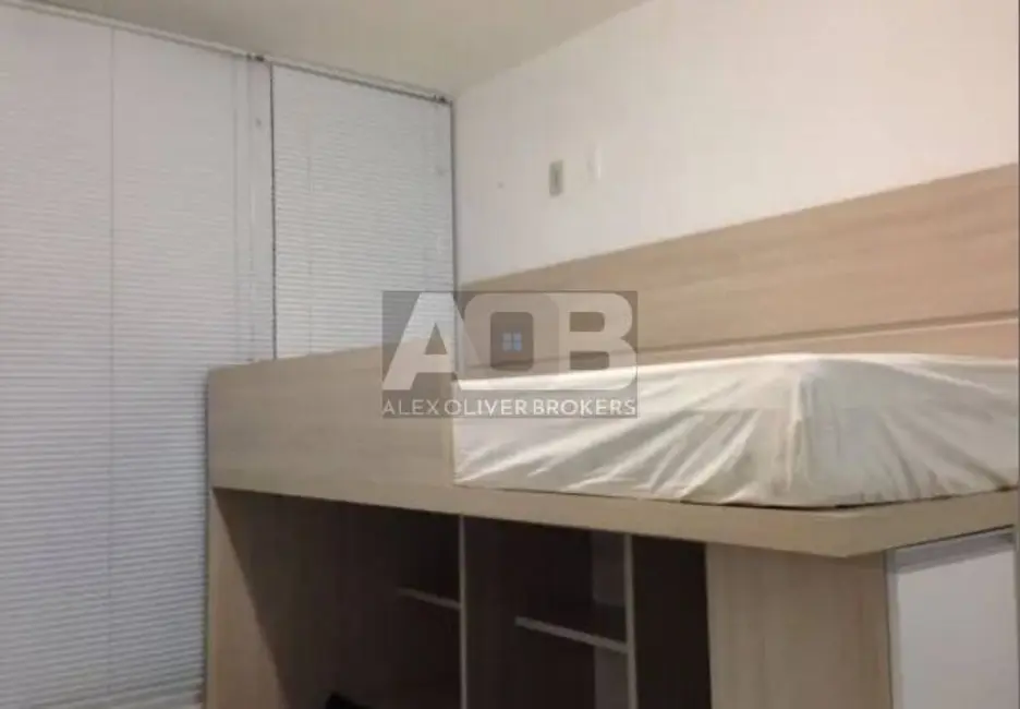 Apartamento com 1 quarto à venda, 24m2 em Laranjeiras, Rio De Janeiro - RJ - imagem 5 Foto 5 de Apartamento com 1 quarto à venda, 24m2 em Laranjeiras, Rio De Janeiro - RJ